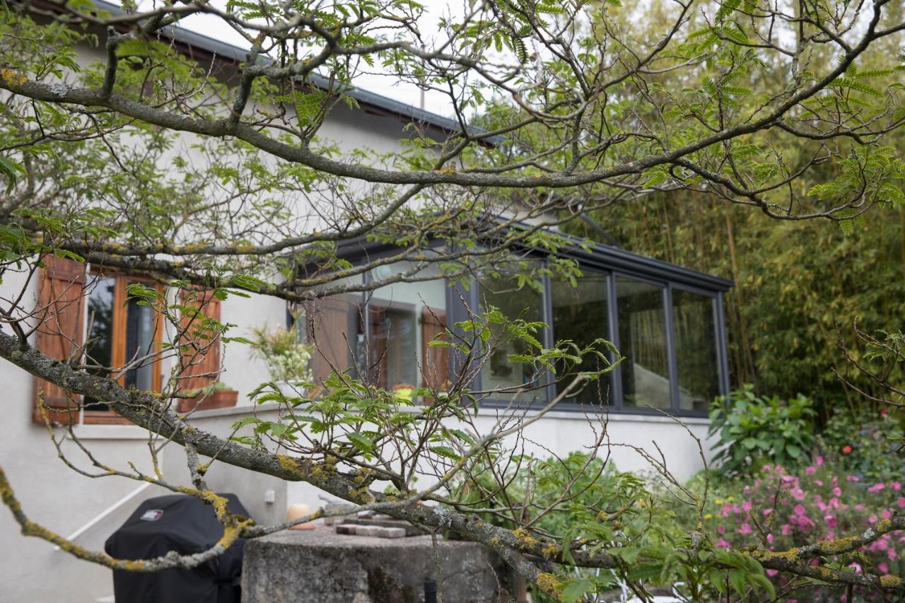 Agreable Logement Independant Avec Veranda Vienne  Exterior foto