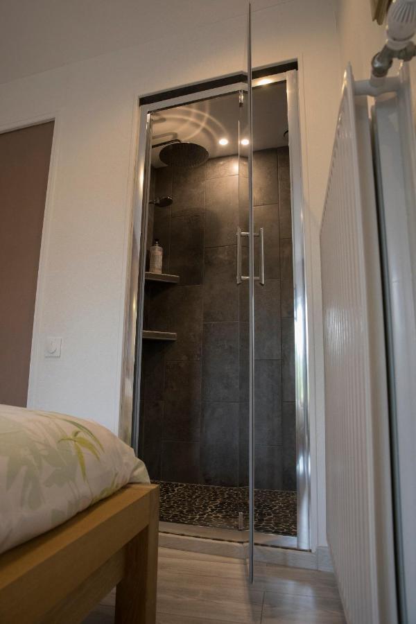 Agreable Logement Independant Avec Veranda Vienne  Exterior foto